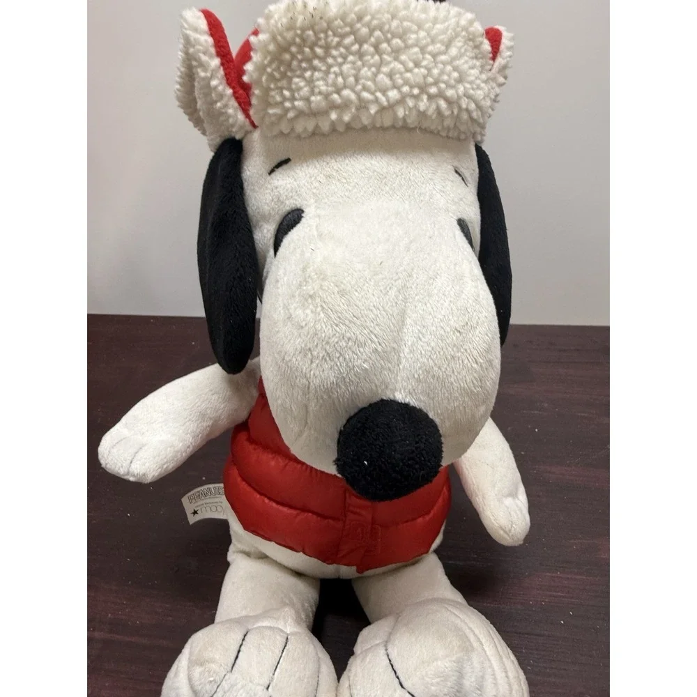 Snoopy Peanuts Macy's 18